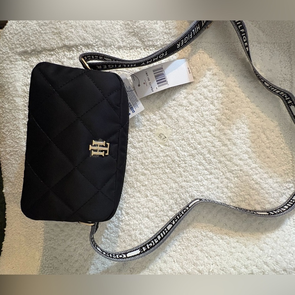 Tommy Hilfiger Black Quilted Crossbody
